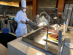 -东西风牛排馆周末烧烤自助(首都机场希尔顿店)