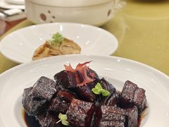 碳烤红烧肉-西苑大酒店