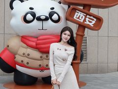 -王府井百货熙地港店