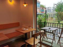 -Cafe Villa
