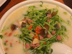 -鱼亨小鲜酸菜鱼(大信店)
