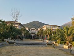 -西昌邛海湾柏樾酒店(原邛海湾柏栎度假酒店)