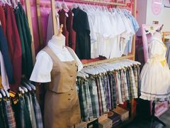 -甜镜物语 LOLITA·汉服·JK制服三坑生活馆(滨江道店)