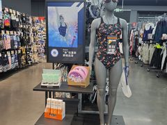 -迪卡侬(越秀公园店)