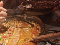 -鸣记脆皮烤鱼·海鲜烤鱼(三八广场店)