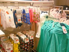 -H&M(鹏欣水游城店)