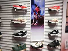 -adidas(滔搏朝阳大悦城店)