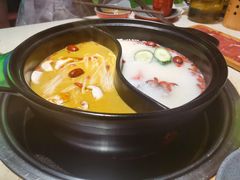 -钢管厂五区小郡肝串串香火锅(梅川路店)
