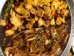 -小鱼小牛·鱼牛干锅·脆鱼火锅(世欧广场店)