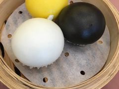 三色流沙包-潮府馆·非遗潮州菜·世纪公园(新国际博览中心店)