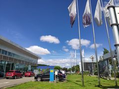 -南充通源宝马4S店(高坪店)