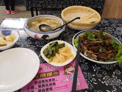 -八两八金·莱芜特色炒鸡(市南漳浦路店)