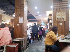 大堂-水碾河刘老大串串香(水碾河路店)