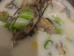-胖子鱼粉(采霞街店)