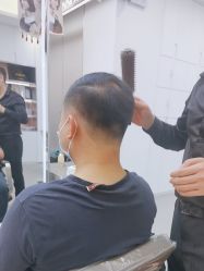 -首脑美发沙龙