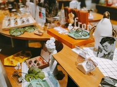 -LOL原创生活概念店(K11购物艺术中心店)