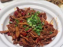 -老周家酱卤猪蹄私房菜(克拉玛依西街店)