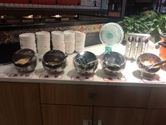 自助调料区-李子坝梁山鸡(北碚万达五鸡哥店)