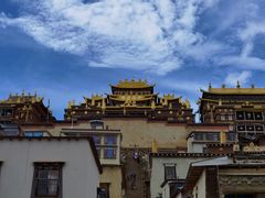 -噶丹松赞林寺