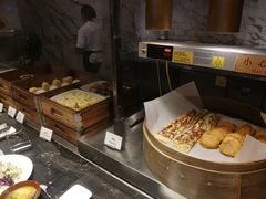 -岷山饭店-芝芝自助餐厅