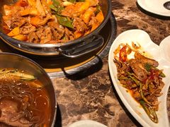 -猪啊牛呀羊啊铜盘烤肉(正大广场店)