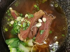 -尊品原汁牛肉面