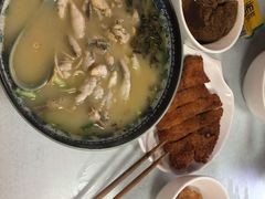 -明呈黄鱼面馆(斜土路店)