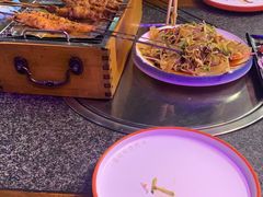 -路边边地标烧烤·川菜·小龙虾·音乐酒馆(良乡长虹店)
