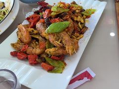 -老码头黑皮肘子锅包肉熏酱水饺(文政街店)