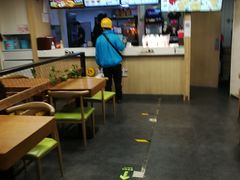 大堂-华莱士炸鸡汉堡(崇文门搜秀城店)