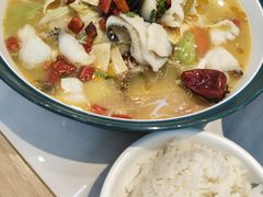 -酸小七酸汤鱼(白丽广场店)