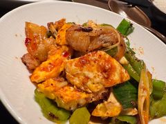 回锅肉炒荷包蛋-纯阳•六两酒馆