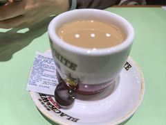 -大囍牛物·香港车仔面(巴黎春天成山店)