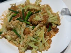 -老周家酱卤猪蹄私房菜(克拉玛依西街店)