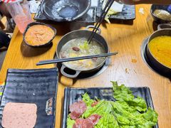 -呷哺呷哺 黄金牧场 (欢乐谷店)