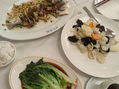 -黄埔华苑酒家(黄埔总店)