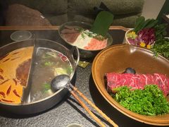 -三出山火锅(南京万象天地店)