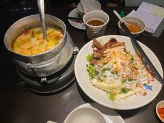 -大头虾越式风味餐厅(光明广场店)