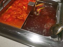 -海底捞火锅鲜切牛肉主题店(长寿路店)