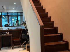 -HOLIDAY休日(后田垟巷店)