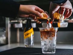 黑金气泡美式-luckin coffee瑞幸咖啡(绿地凤起店)