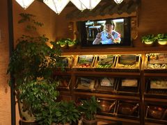 -云海肴·汽锅鸡·云南菜(天山百盛优客店)