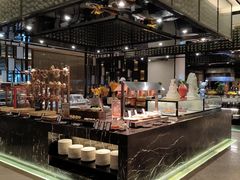 -广州万富希尔顿酒店·感趣自助餐厅·金秋蟹宴生蚝海鲜刺身