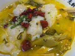 -渝是乎酸菜鱼·川渝小炒(新世界百货望京店)