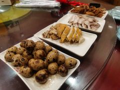 -老鄞江清水龙虾•赵赵家(江北店)