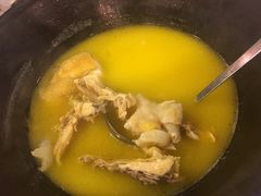 -鲜入围煮花胶鸡海鲜火锅
