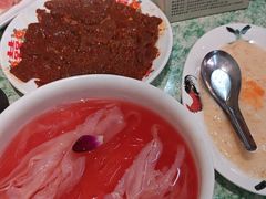 -肖婷姐大铁锅重庆火锅(南湖店)