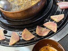 -阿山卓·野生菌火锅·纳西火塘烤肉