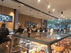 -巴黎贝甜(大宁国际商业广场店)