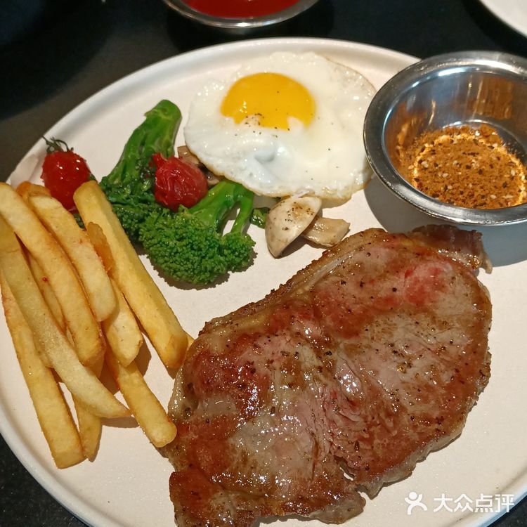 今天來Ruby餐廳吃午餐